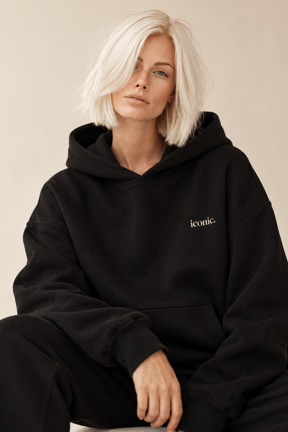 ICONIC. Oversized Hoodie