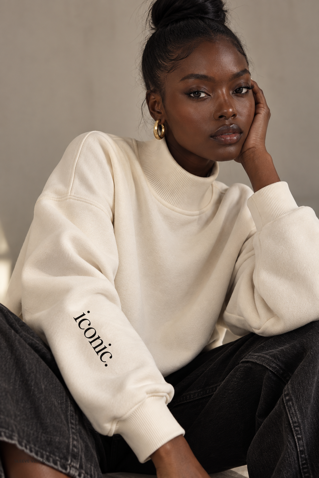The ICONIC. Sleeve Crew.